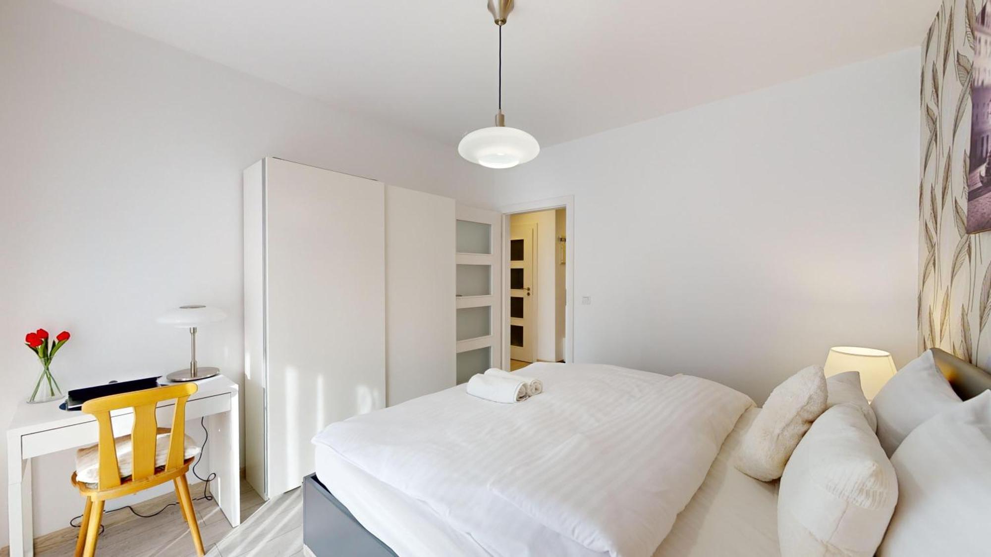 Family House By The River Odra -Panoramic Terrace - 3Room Apartment With 2 Separate Bedrooms And 2 Balconies By Wroapart-Pl- Perfect For Family & Business Stays Wroclaw Bagian luar foto