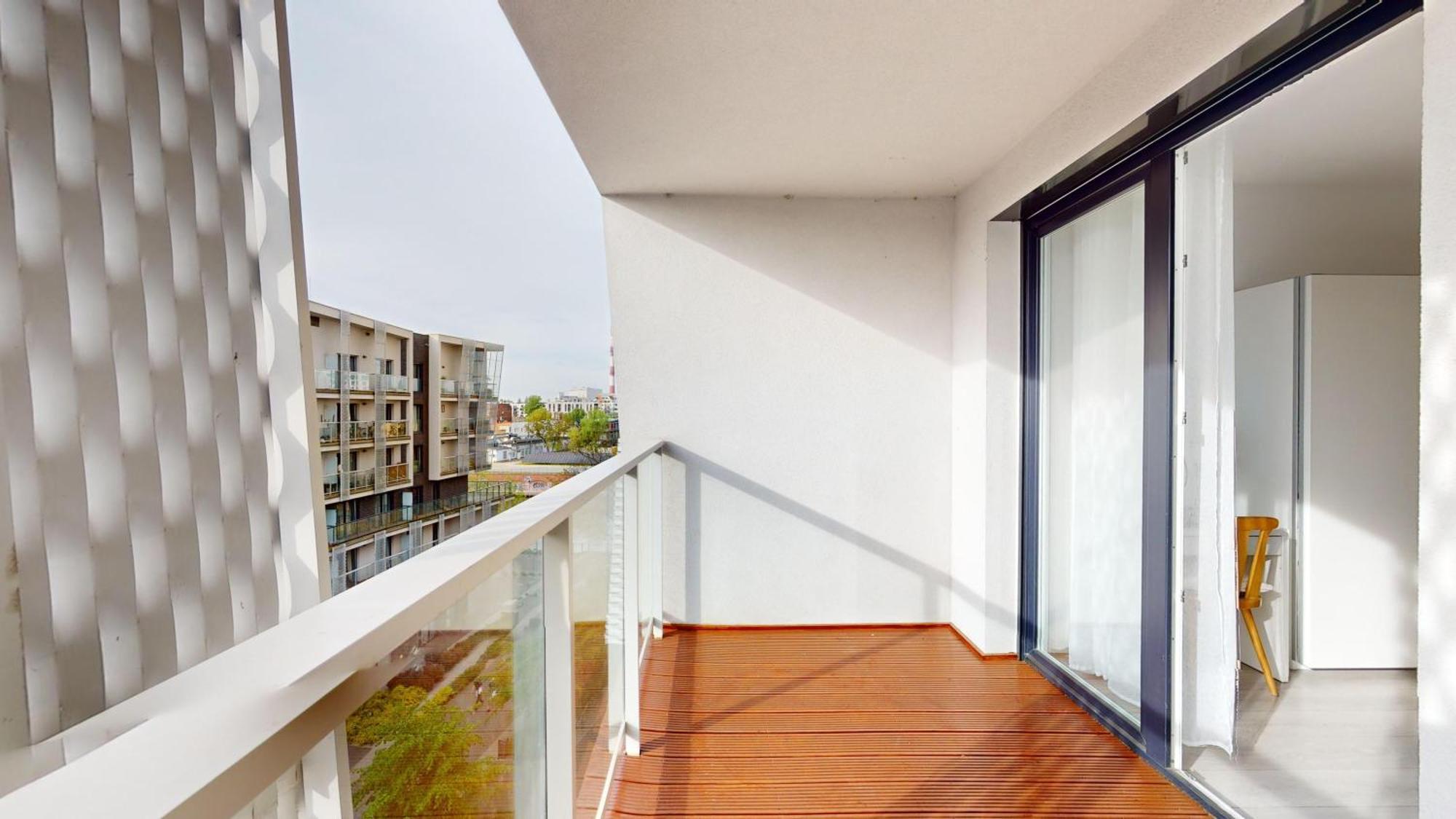 Family House By The River Odra -Panoramic Terrace - 3Room Apartment With 2 Separate Bedrooms And 2 Balconies By Wroapart-Pl- Perfect For Family & Business Stays Wroclaw Bagian luar foto