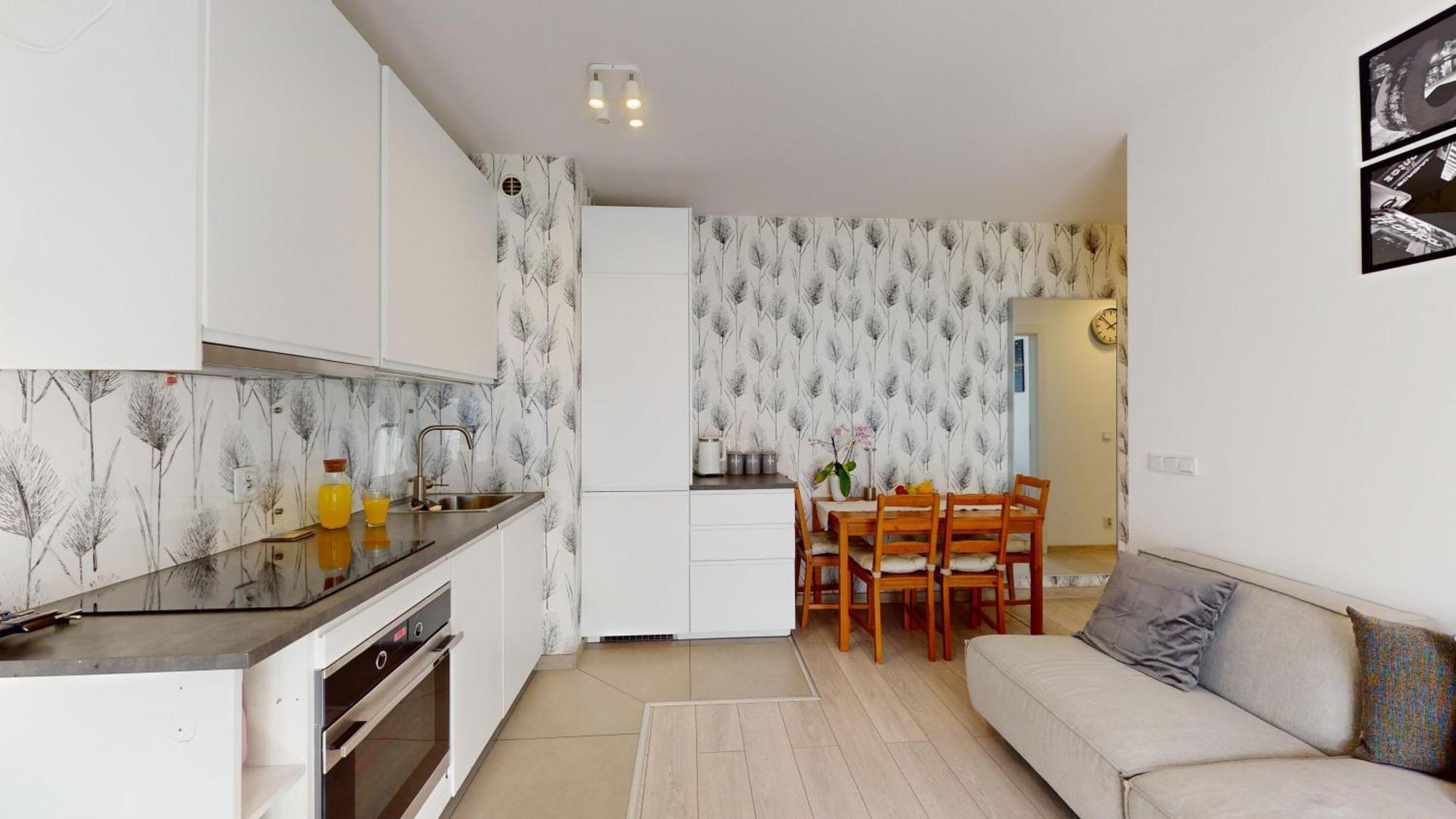 Family House By The River Odra -Panoramic Terrace - 3Room Apartment With 2 Separate Bedrooms And 2 Balconies By Wroapart-Pl- Perfect For Family & Business Stays Wroclaw Bagian luar foto
