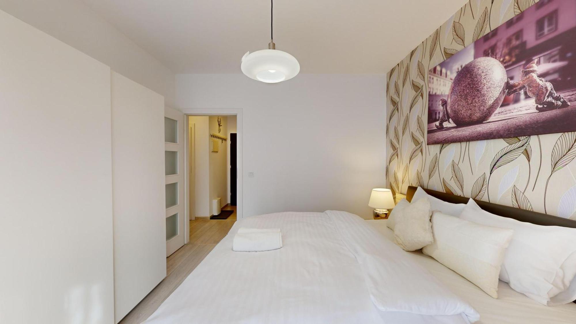 Family House By The River Odra -Panoramic Terrace - 3Room Apartment With 2 Separate Bedrooms And 2 Balconies By Wroapart-Pl- Perfect For Family & Business Stays Wroclaw Bagian luar foto