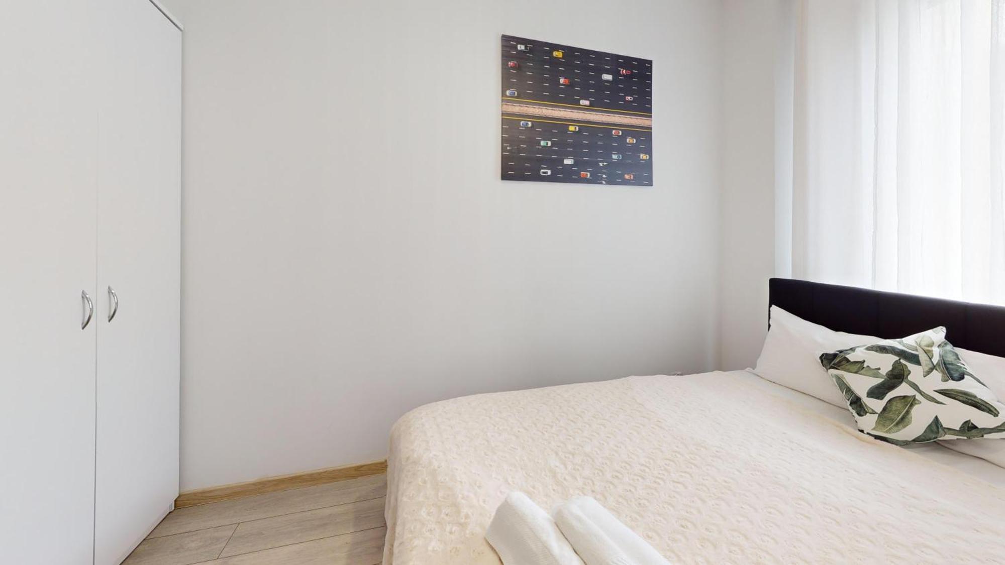 Family House By The River Odra -Panoramic Terrace - 3Room Apartment With 2 Separate Bedrooms And 2 Balconies By Wroapart-Pl- Perfect For Family & Business Stays Wroclaw Bagian luar foto